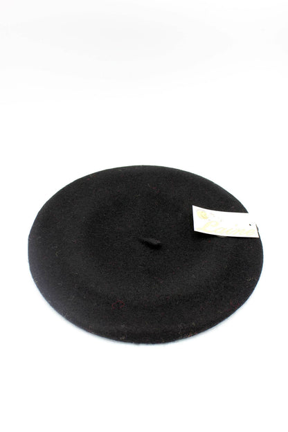Classic beret in pure wool